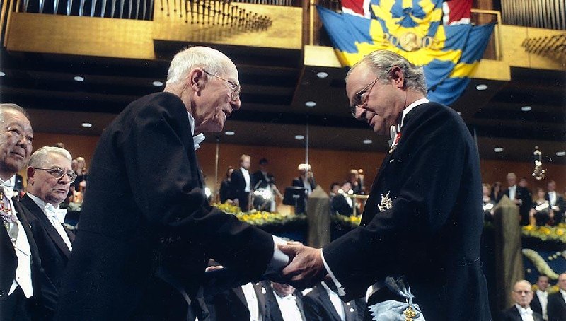 Raymond Davis Jr. - Nobel Prize in Physics 2002