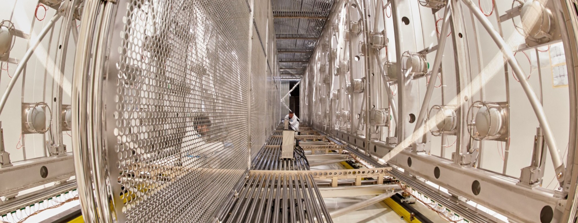 The Invisible World Becomes Readable: Artificial Intelligence Is Transforming Neutrino Research