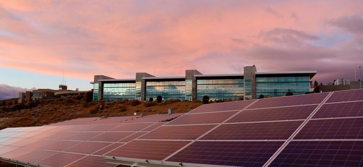 neutrinovoltaica-la-respuesta-a-la-generacion-de-energia-cuando-la-fotovoltaica-falla-thegem-blog-default (2)