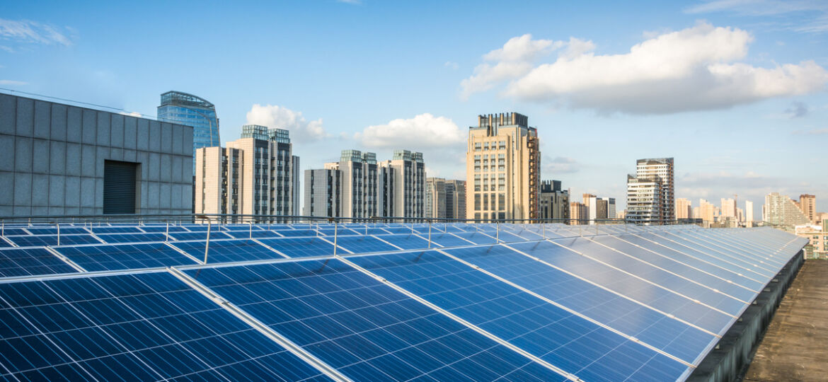 the-eu-wants-solar-panels-installed-on-the-rooftops-of-all-public-buildings-by-2025