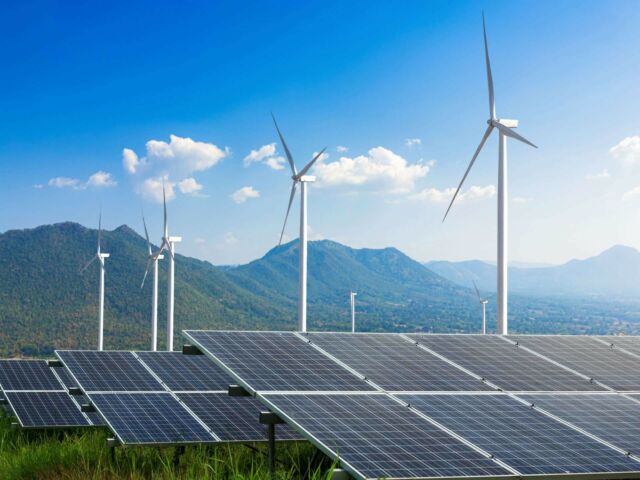 renewable-energy-helps-mitigate-rising-energy-prices