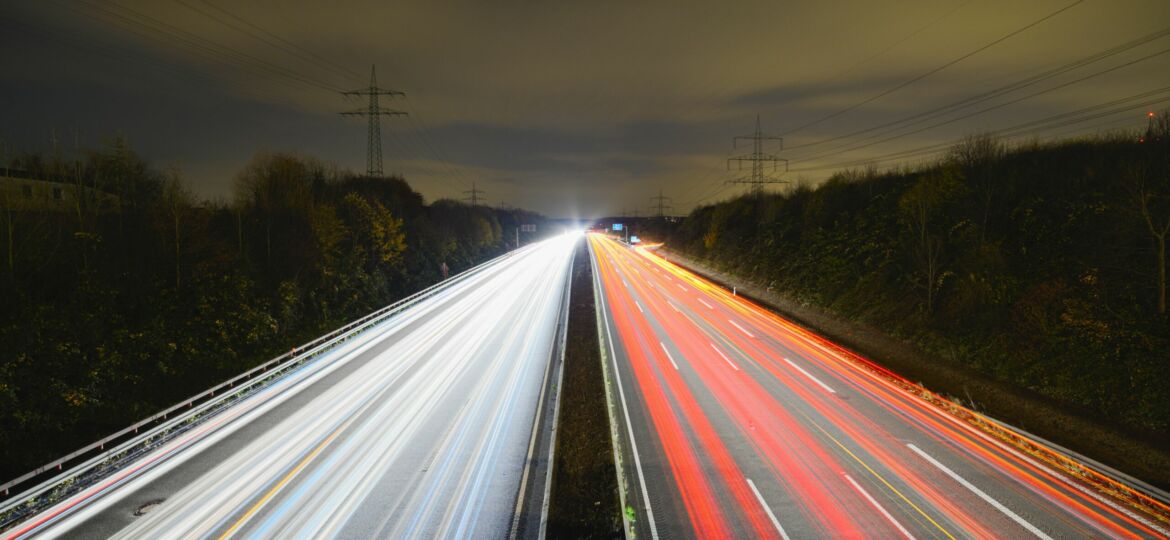 neutrino-energy-group-colabora-con-c-met-pune-en-el-proyecto-pi-car