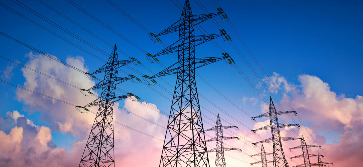 at-the-horizon-of-innovation-does-the-neutrino-power-cube-foretell-a-cable-free-epoch