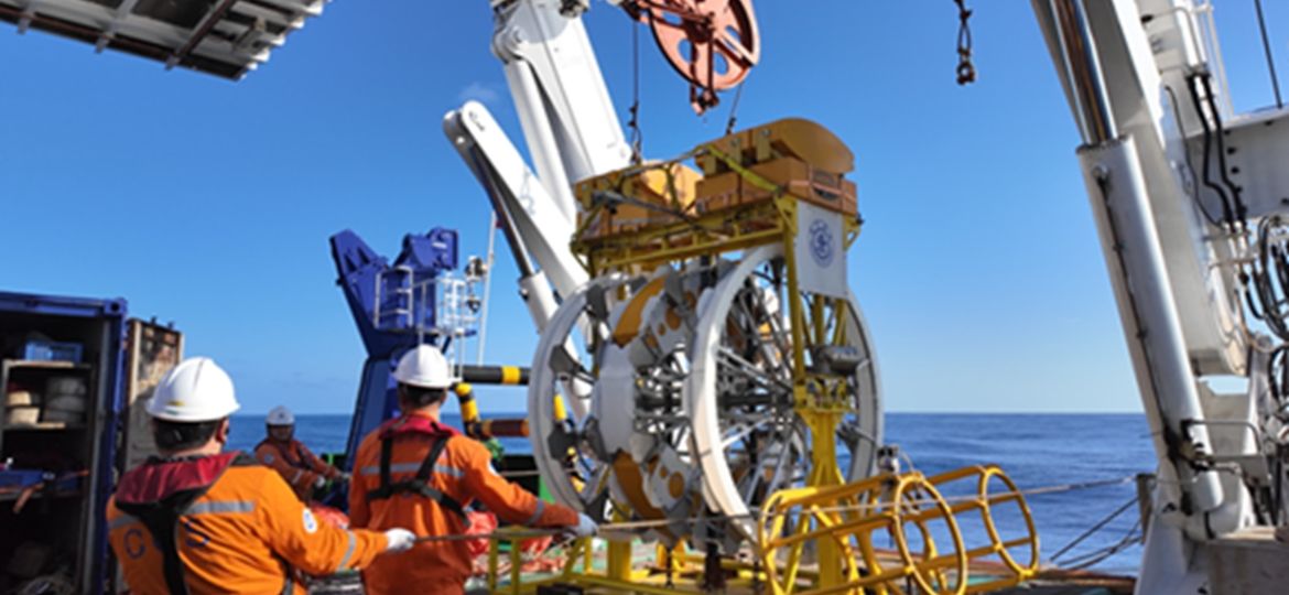 chinas-neutrino-telescope