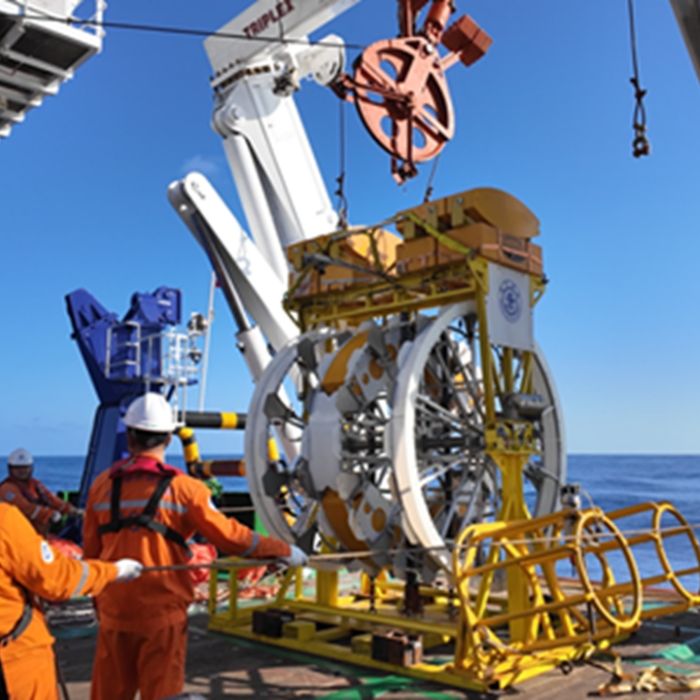 China’s Neutrino Telescope Hardware Passes Deep-Sea Test