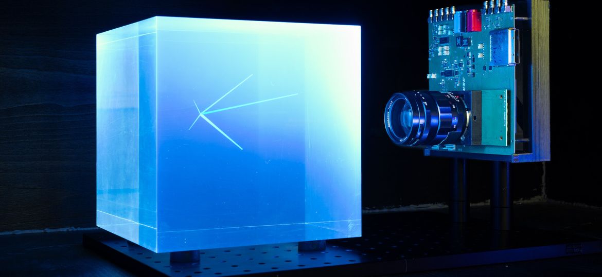 neutrinos-caught-camera-prototype-elementary